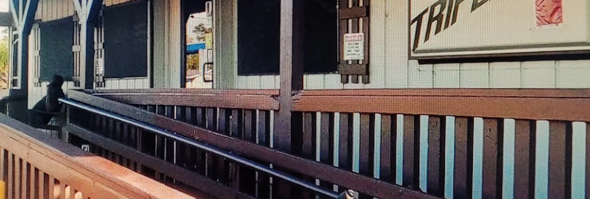 Triplett’s Check Cashing and Bill Payment Center