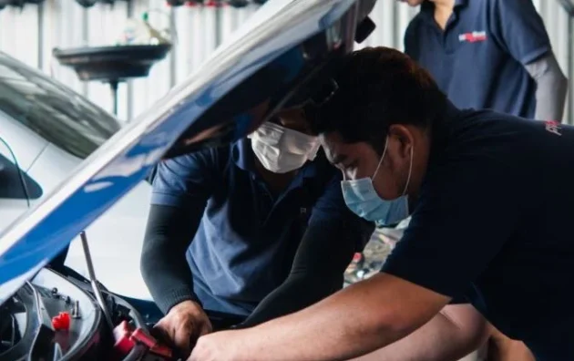 T & T Auto Body and Service